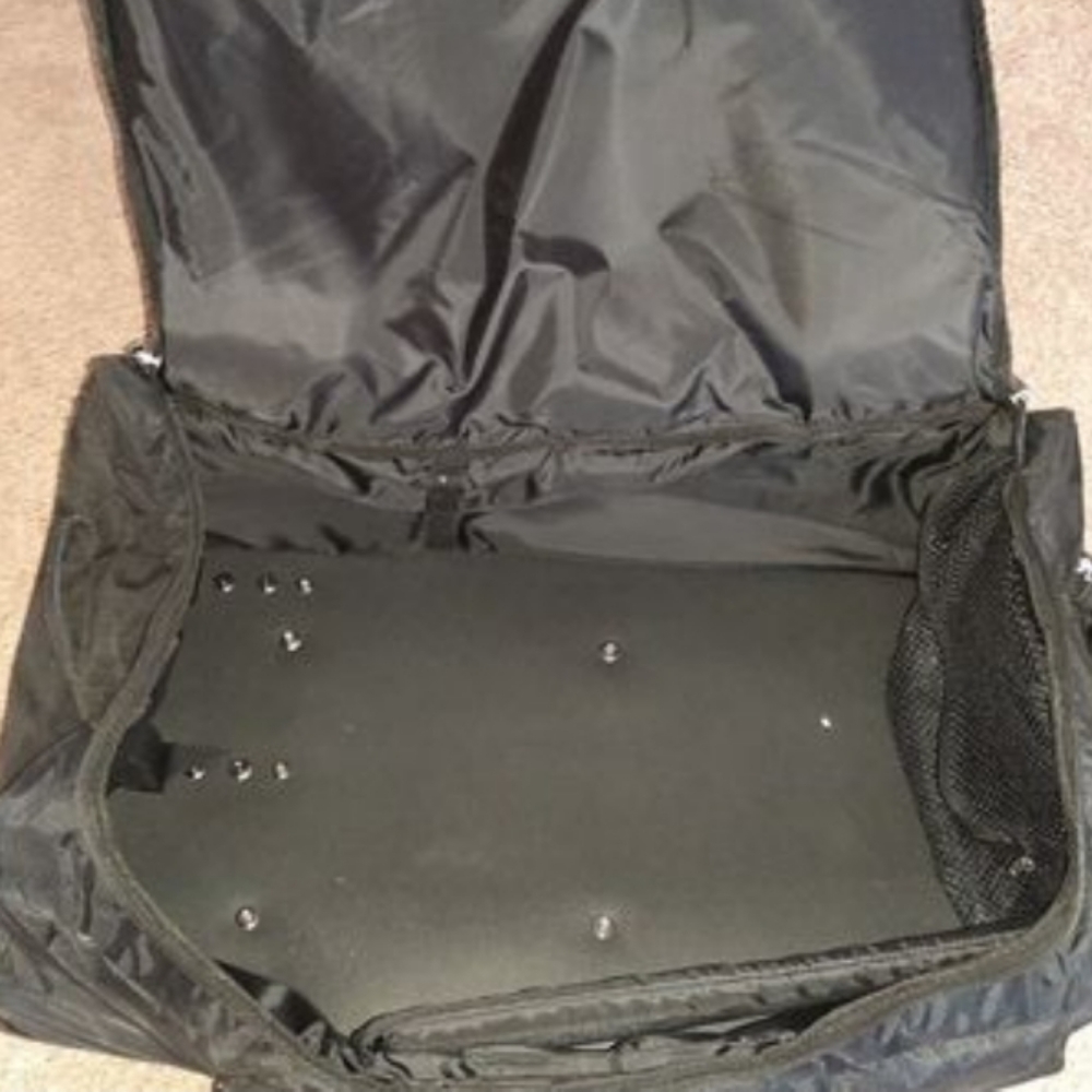 Suitcase - Picture 4 of 4